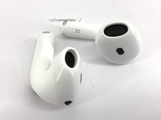 in-ear apple airpods 4 gen