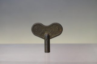 Paya, llave 3. Llave antigua para juguetes de cuerda, hojalata.