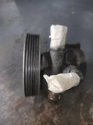 Bomba Dirección Berlingo/Partner