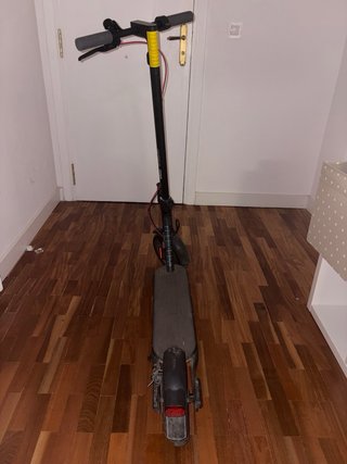 Patinete Eléctrico Negro (Xiaomi E Scooter 4)