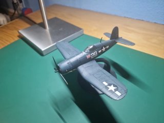 Maqueta Avión Vought F4U-1A