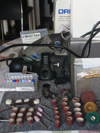 Dremel 3000 con accesorios