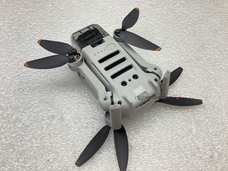 dron con camara dji mini 2 se