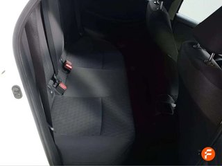 Toyota Yaris COMFORT 72CV - 5P (2023)