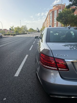 Mercedes-Benz Clase E 200D