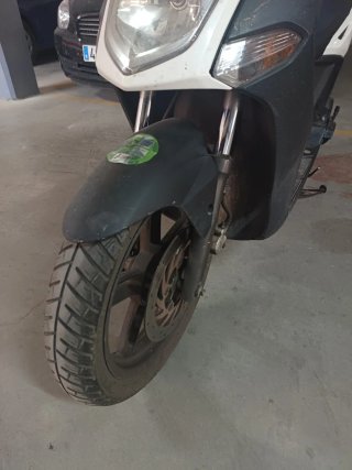 Kymco Agility 125 Scooter