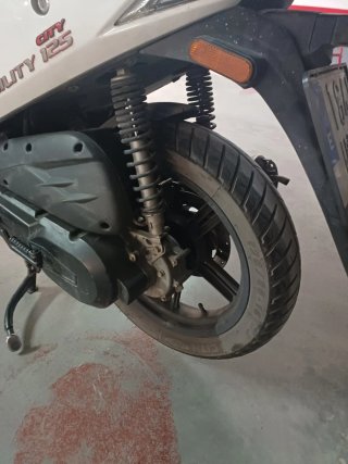 Kymco Agility 125 Scooter