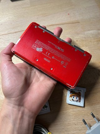 Nintendo 3DS Rossa + Giochi e Caricatore