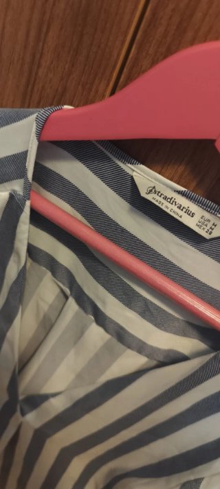 Camisa rayas blancas y grises manga larga