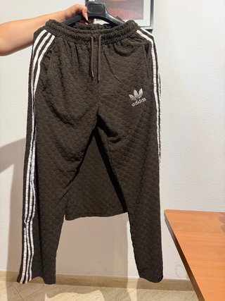 Chándal Adidas Marrón Texturizado