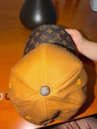 Gorra Louis Vuitton Beige y Marrón