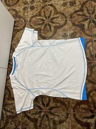 Jordan 10 cada uno Los otros en 5  Camisetas en 5