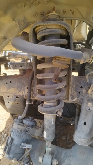 Amortiguador delantero Izquierdo Toyota Hilux