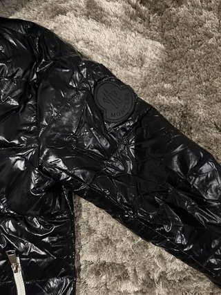 Abrigo Moncler Negro Brillante