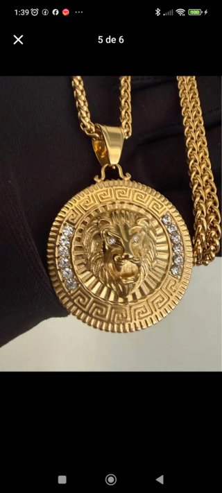 Collar de hombre con león y circonitas