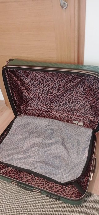 Maleta excelente calidad grande fuerte resistente