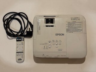 Proyector Epson EB-U04 Full HD