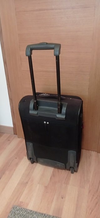 Vendo maleta  marca buena super resistente calidad