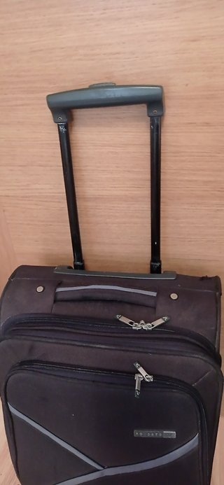 Vendo maleta  marca buena super resistente calidad