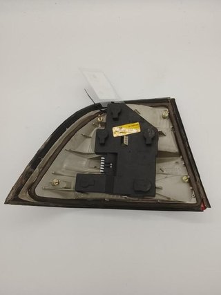 Piloto trasero derecho opel 90568047 vectra 3841