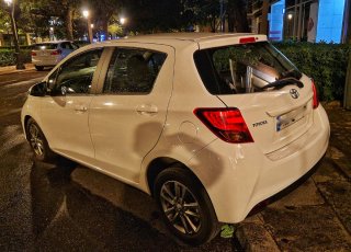 ALQUILER Toyota Yaris