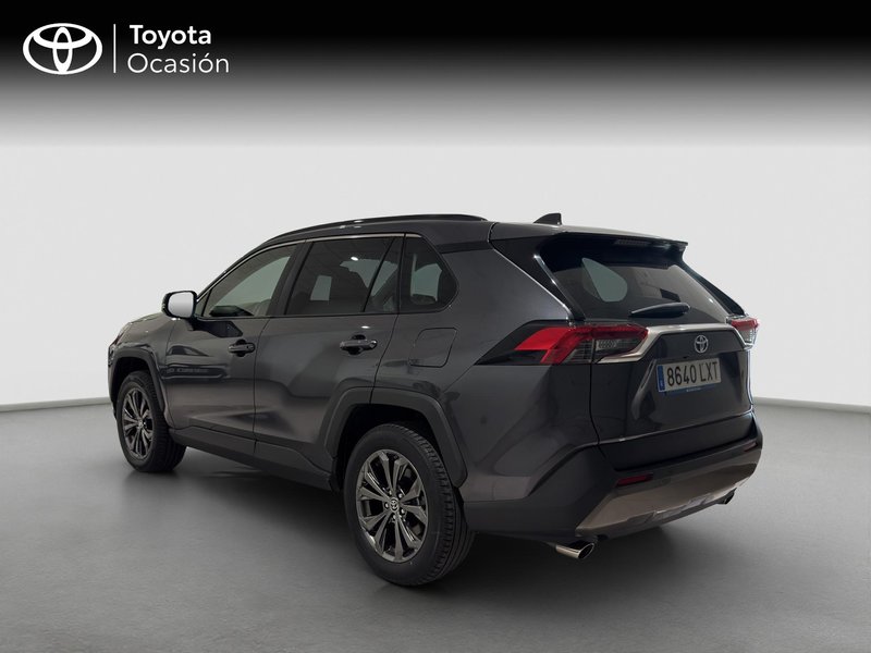 Toyota RAV4 2022, foto 2