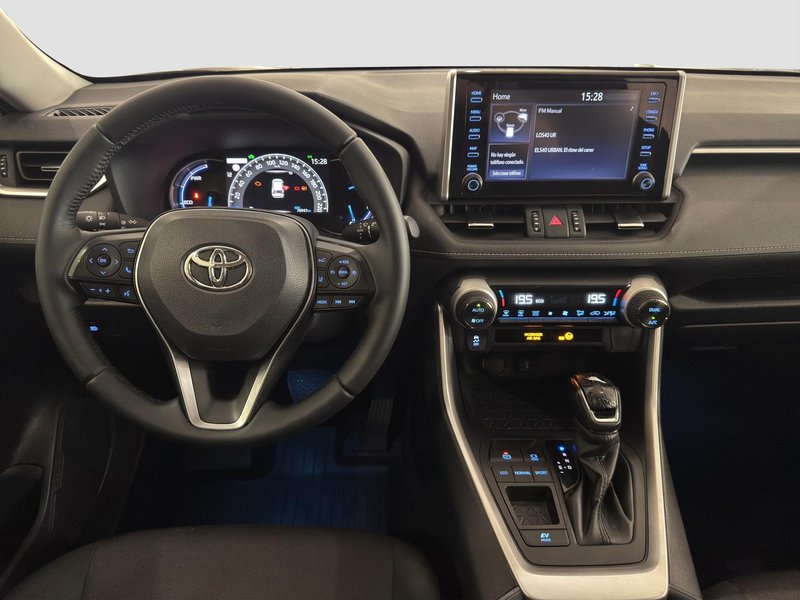 Toyota RAV4 2022, foto 8
