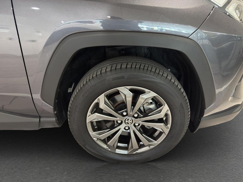 Toyota RAV4 2022, foto 16