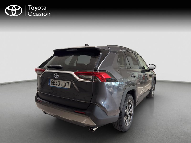 Toyota RAV4 2022, foto 18