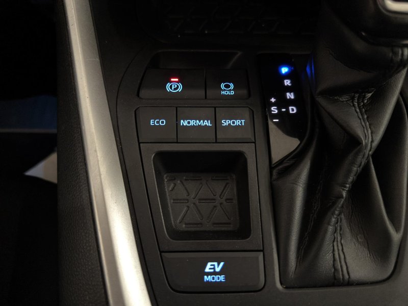 Toyota RAV4 2022, foto 28