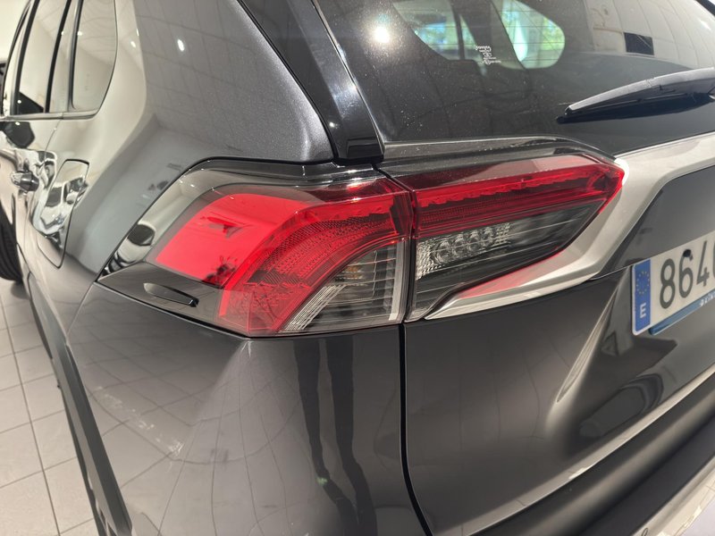 Toyota RAV4 2022, foto 30
