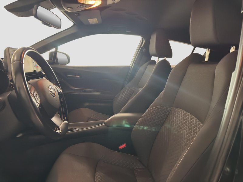 Toyota C-HR 2022, foto 12