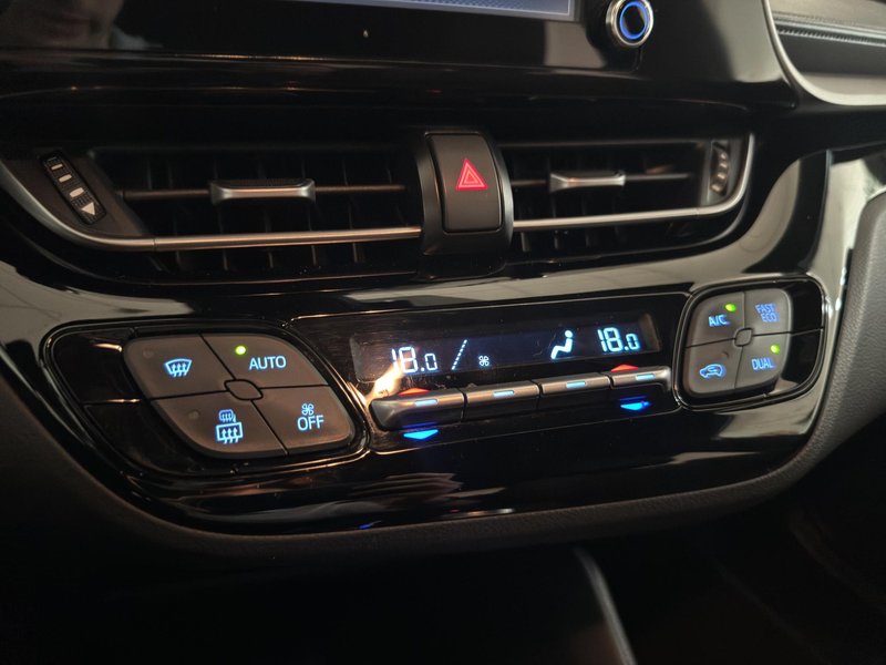 Toyota C-HR 2022, foto 29