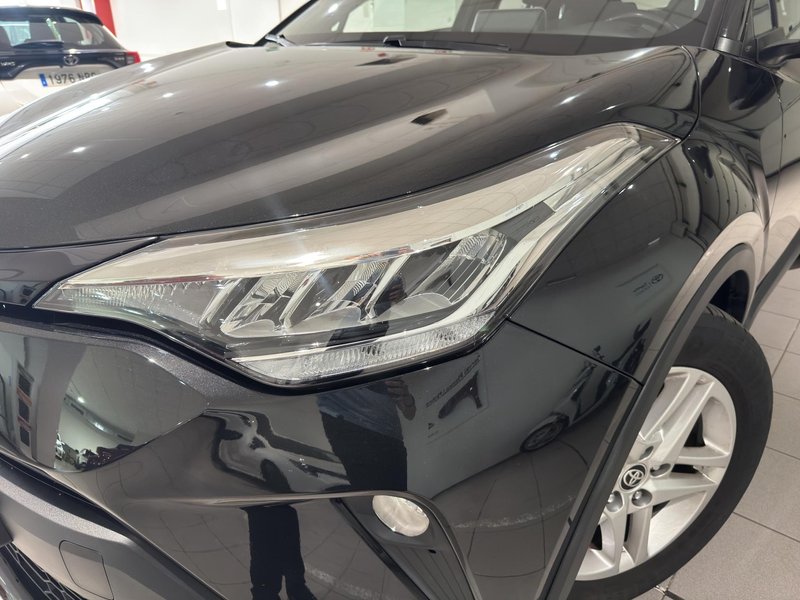 Toyota C-HR 2022, foto 33