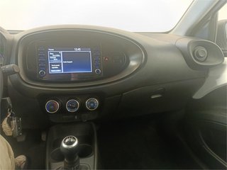 TOYOTA Aygo X 5 Puertas Play 70 Manual 5v