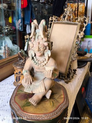estatuilla de terracota precolombino arte maya