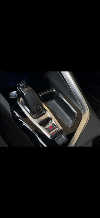 Peugeot 3008 2020 GT line 131cv