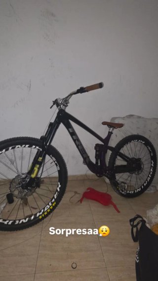 Bicicleta Enduro trek fuel ex5 2021