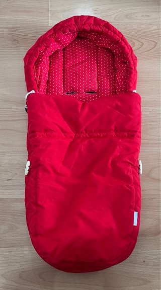 Saco nido Stokke rojo para capazo y silla