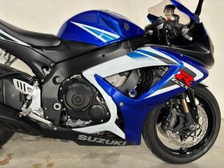 Suzuki GSXR750