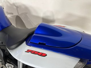 Suzuki GSXR750