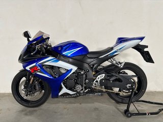 Suzuki GSXR750
