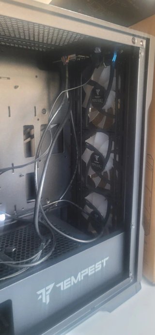 CAJA GAMER NUEVA