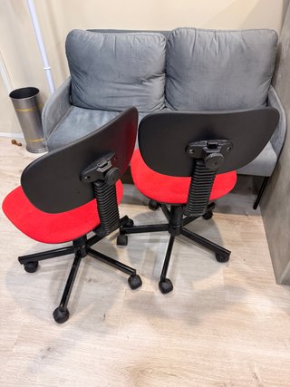 2 Sillas de oficina