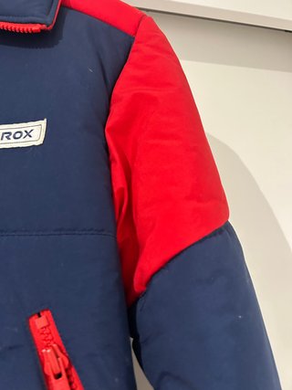 Chamarra Rox Azul y Roja vintage nunca usada nueva