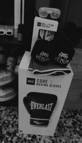 Pack Boxeo Everlast: Guantes y Vendas