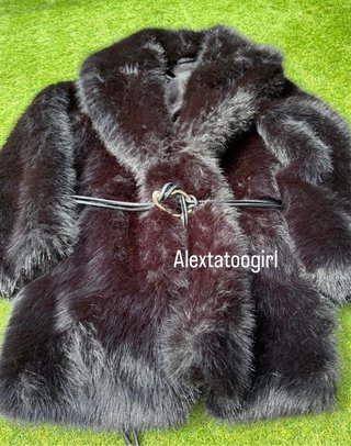 Abrigo efecto pelo cinturon zara L