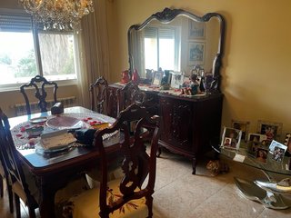 Muebles antiguos madera, mármol y cristal