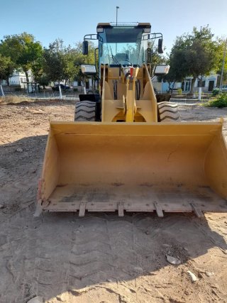 Pala cargadora Terramax 958