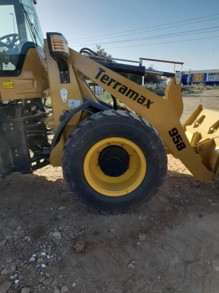 Pala cargadora Terramax 958